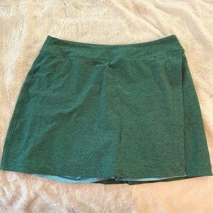 Outdoor Voices Court Skort - size Large